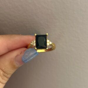 Vintage Black Onyx Yellow Gold Ring